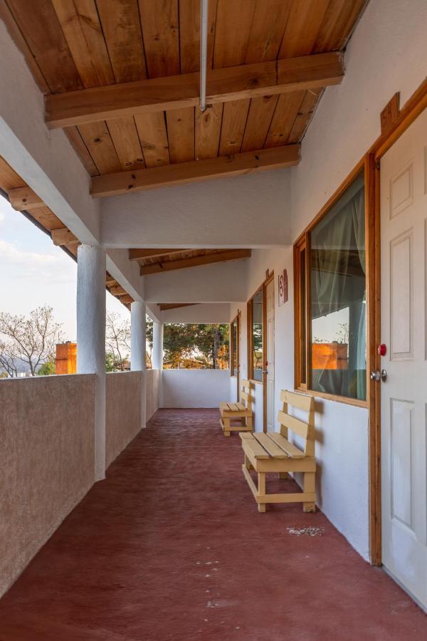 Hm Hotel El Rancho Las Margaritas Valle de Bravo Exteriör bild